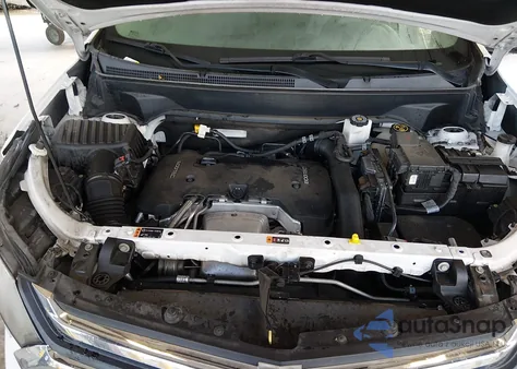 2018 Chevrolet Equinox Premier из США, поврежденный, VIN 2GNAXWEX4J6236921